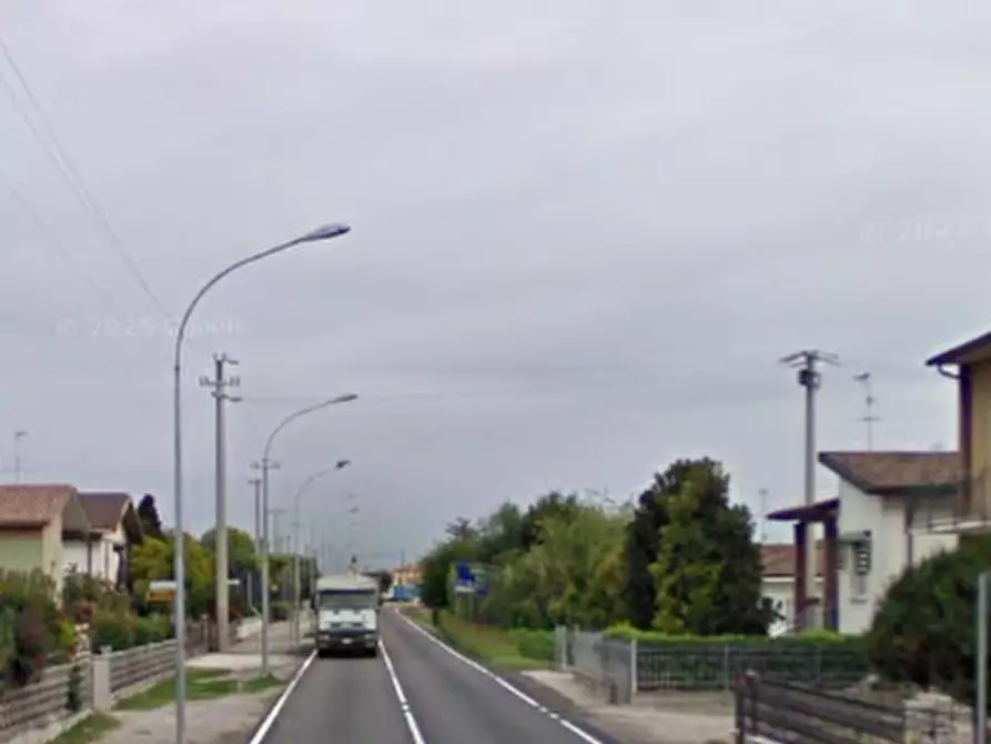 Immagine 13 di Stabile in vendita  in Strada Levata a Goito