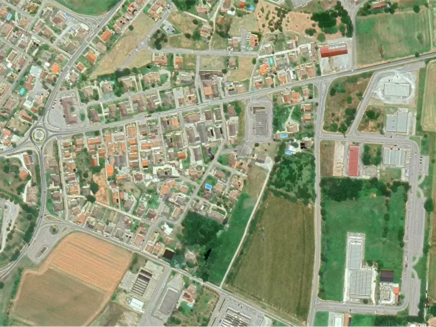 Immagine 15 di Stabile in vendita  in Strada Levata a Goito