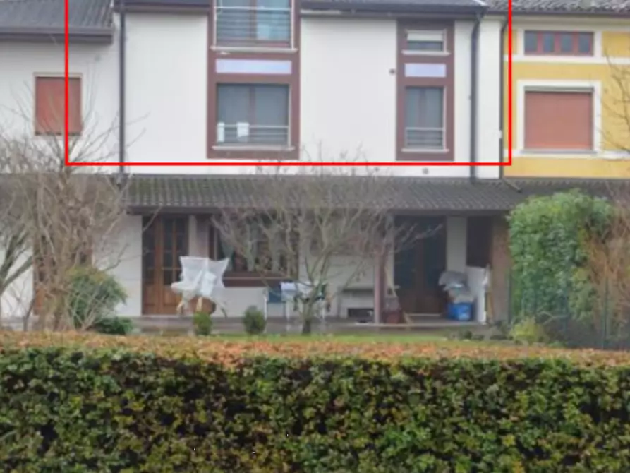 Immagine 1 di Porzione di casa in vendita  in Strada Paiazzo a Castel Goffredo