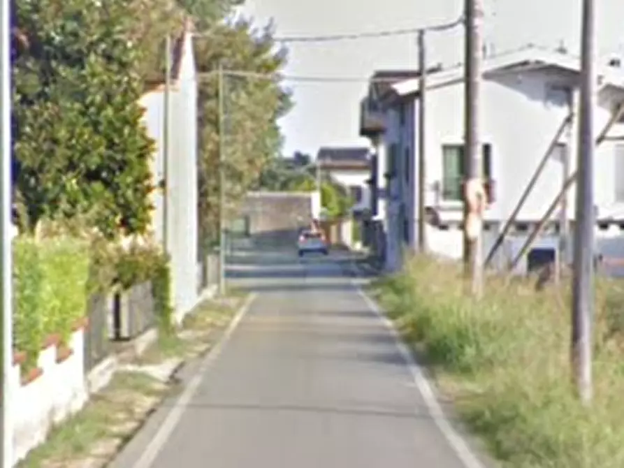 Immagine 13 di Porzione di casa in vendita  in Strada Paiazzo a Castel Goffredo
