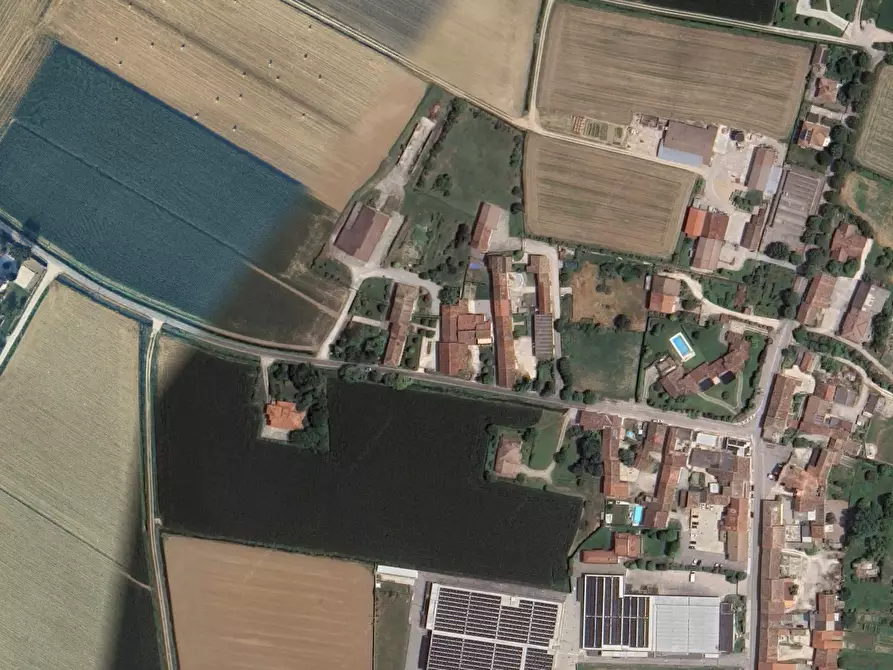 Immagine 16 di Porzione di casa in vendita  in Strada Paiazzo a Castel Goffredo