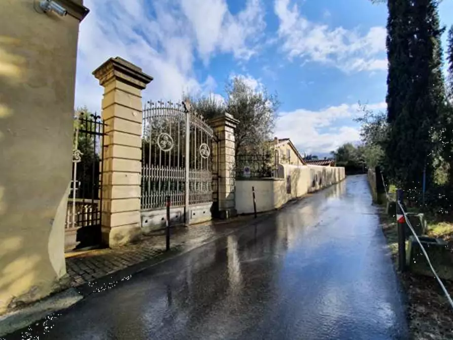 Immagine 4 di Villa in vendita  in Via Vernalese a Bagno A Ripoli