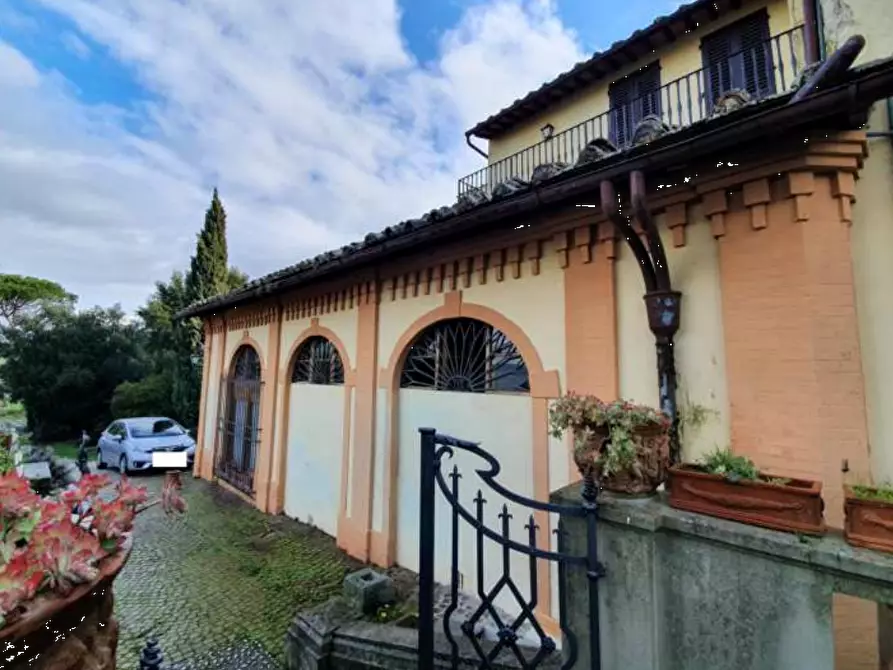 Immagine 6 di Villa in vendita  in Via Vernalese a Bagno A Ripoli