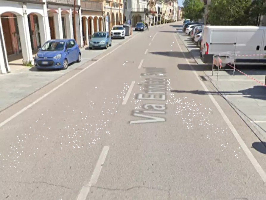 Immagine 15 di Appartamento in vendita  in Via Enrico Ferri a San Benedetto Po