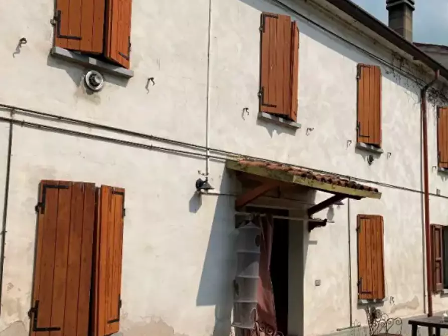 Immagine 2 di Porzione di casa in vendita  in Strada Cavallara a Suzzara