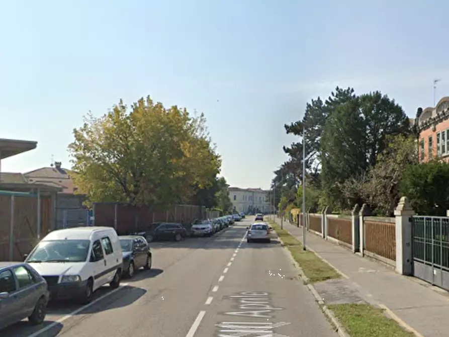 Immagine 3 di Negozio in vendita  in Via XXIII Aprile a Suzzara