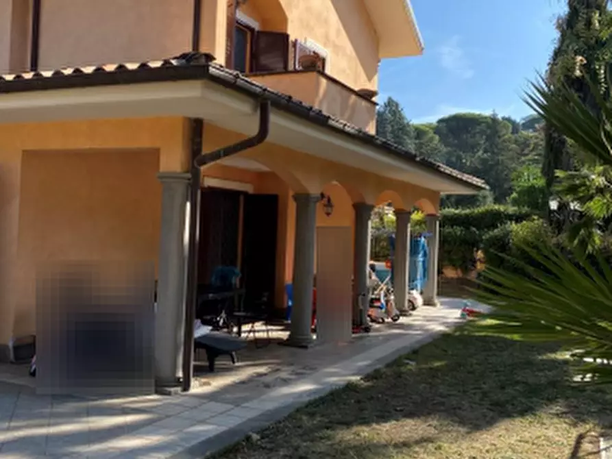 Immagine 8 di Casa bifamiliare in vendita  in V.le Giovanni Dusmet a Grottaferrata