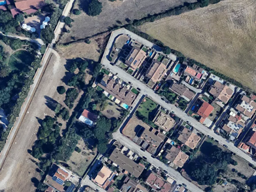 Immagine 11 di Appartamento in vendita  in Via delle Primule a Pomezia