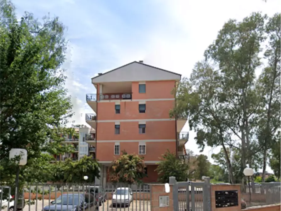 Immagine 1 di Ufficio in vendita  in Via Umberto Zanotti Bianco  a Roma