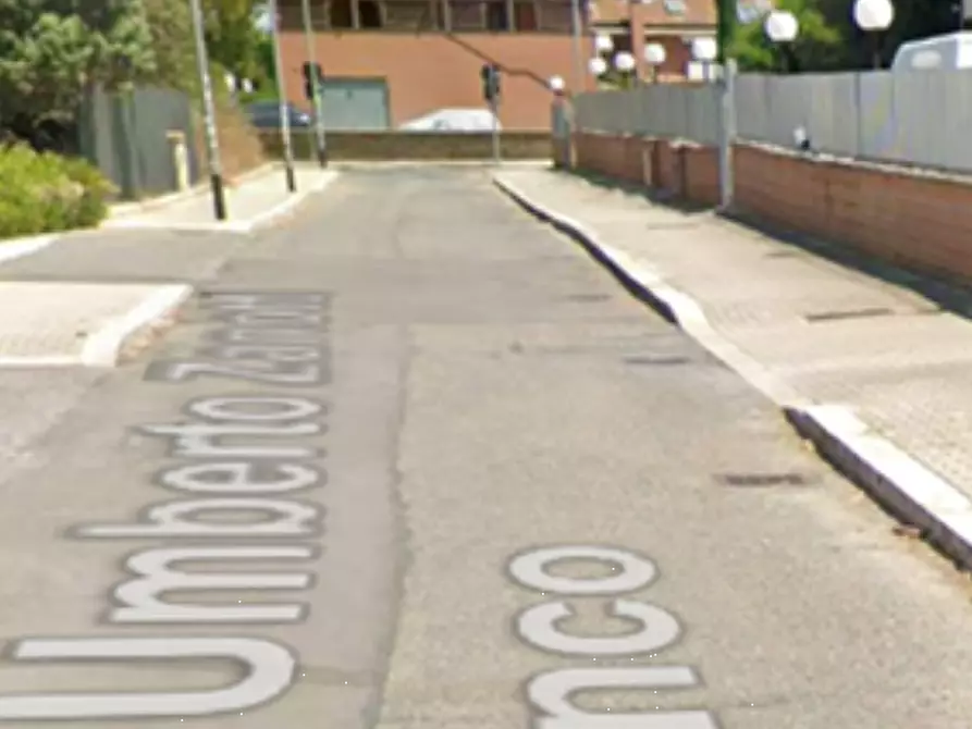 Immagine 7 di Ufficio in vendita  in Via Umberto Zanotti Bianco  a Roma