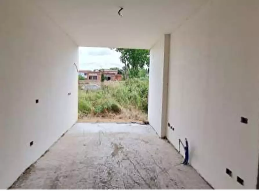 Immagine 10 di Appartamento in vendita  in Viale Andromeda a Ardea