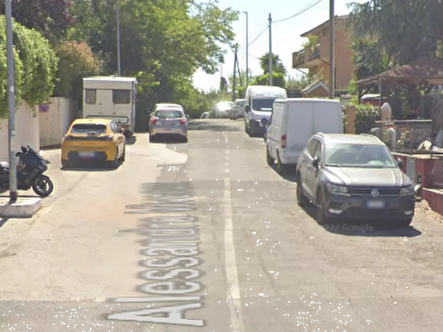 Immagine 7 di Garage in vendita  in Via Alessandro Vivenza a Roma