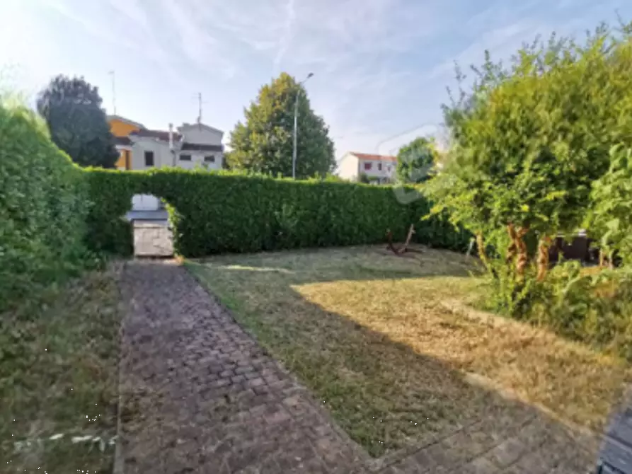 Immagine 4 di Villa in vendita  in Via Danubio a San Donà Di Piave