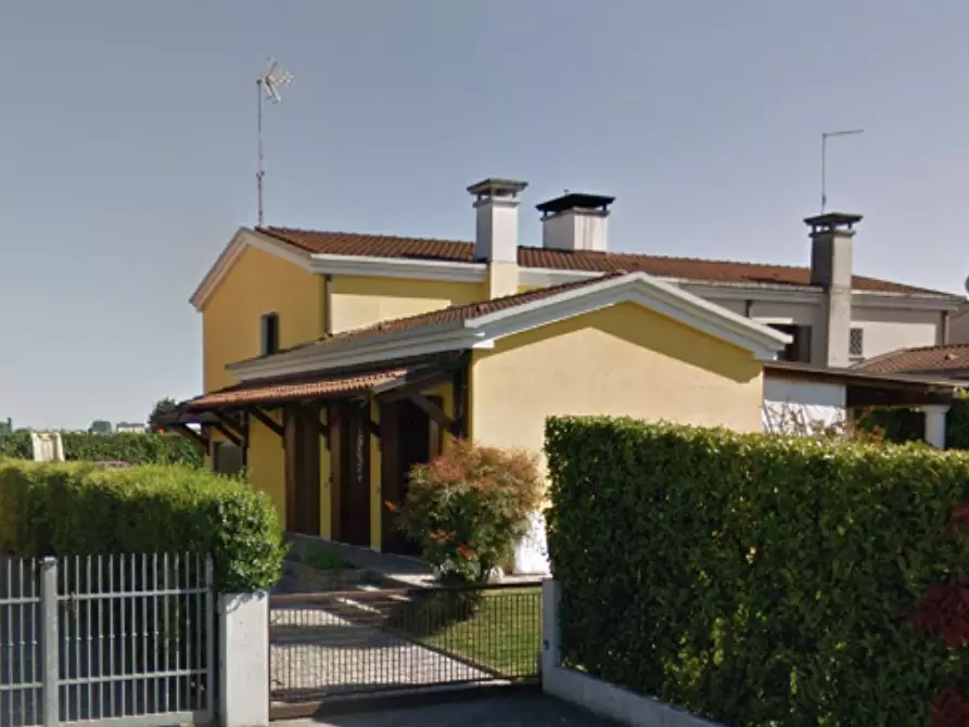 Immagine 5 di Villa in vendita  in Via Danubio a San Donà Di Piave