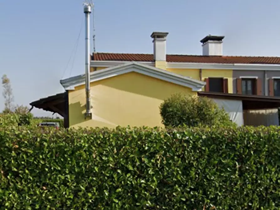 Immagine 8 di Villa in vendita  in Via Danubio a San Donà Di Piave