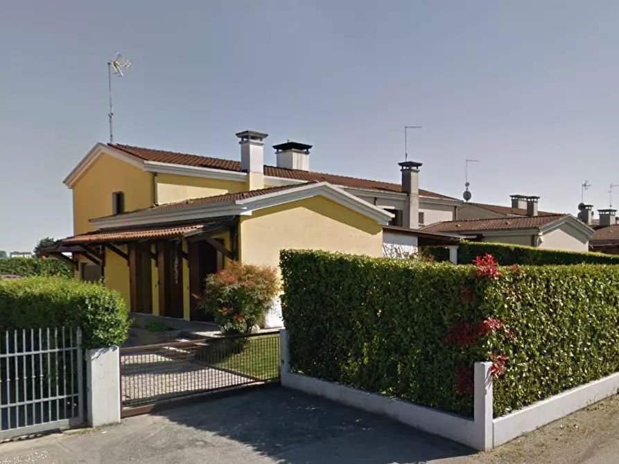 Immagine 12 di Villa in vendita  in Via Danubio a San Donà Di Piave