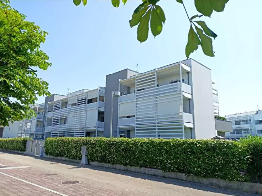 Immagine 2 di Appartamento in vendita  in Via Pietro Sassaro a Jesolo