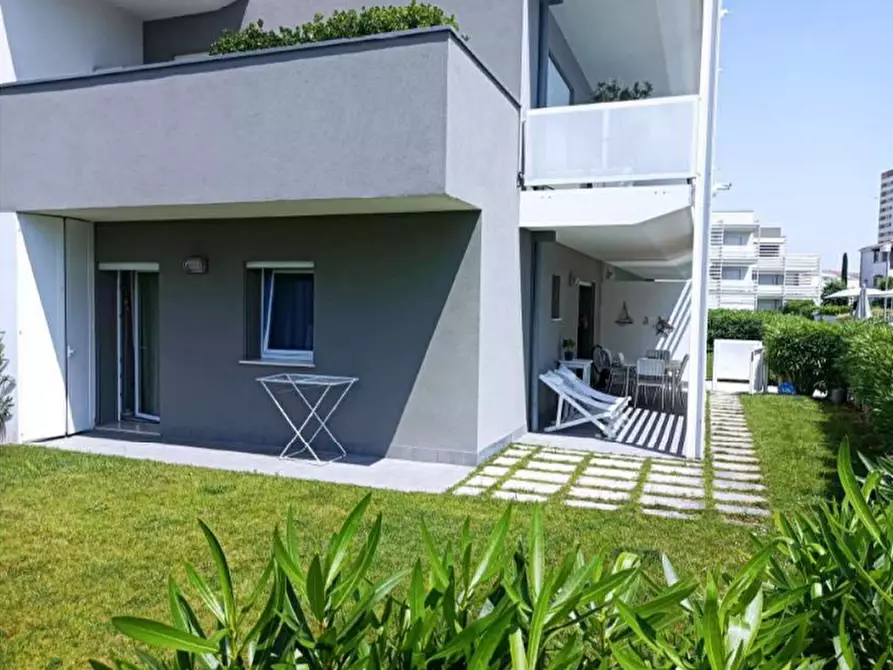 Immagine 3 di Appartamento in vendita  in Via Pietro Sassaro a Jesolo