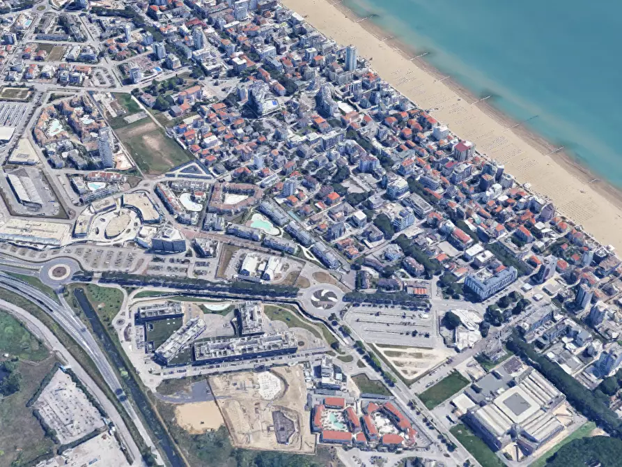 Immagine 12 di Appartamento in vendita  in Via Pietro Sassaro a Jesolo