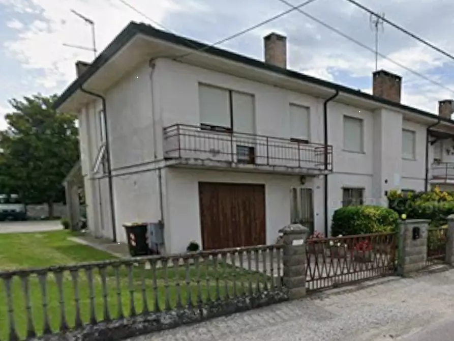 Immagine 5 di Casa indipendente in vendita  in Via Chiavichetta a Fiesso Umbertiano