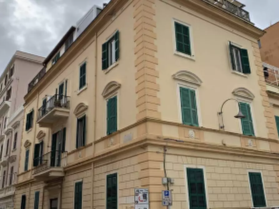 Immagine 1 di Magazzino in vendita  in Via Adua a Anzio