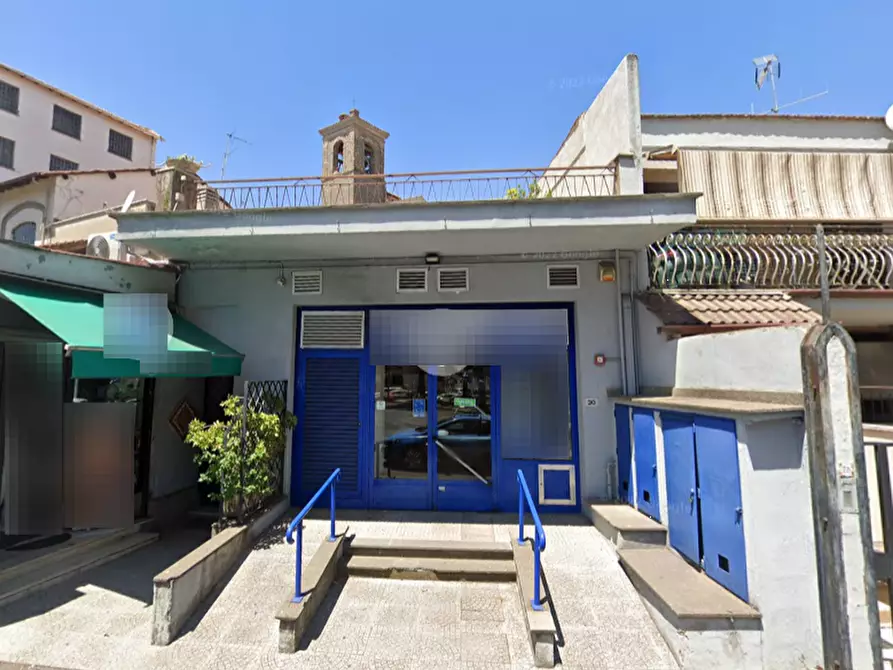Immagine 4 di Negozio in vendita  in Via delle Mura a Velletri