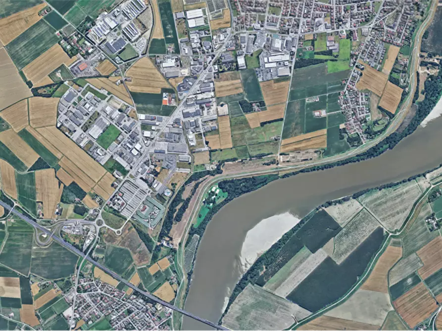 Immagine 15 di Negozio in vendita  in Via Europa  a Occhiobello