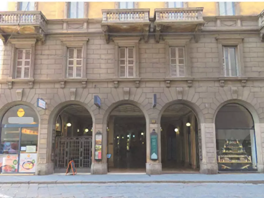 Immagine 2 di Appartamento in vendita  in Via Giuseppe Mazzini a Milano