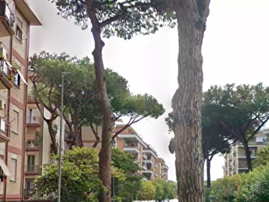 Immagine 3 di Appartamento in vendita  in Via Ferdinando Acton a Roma