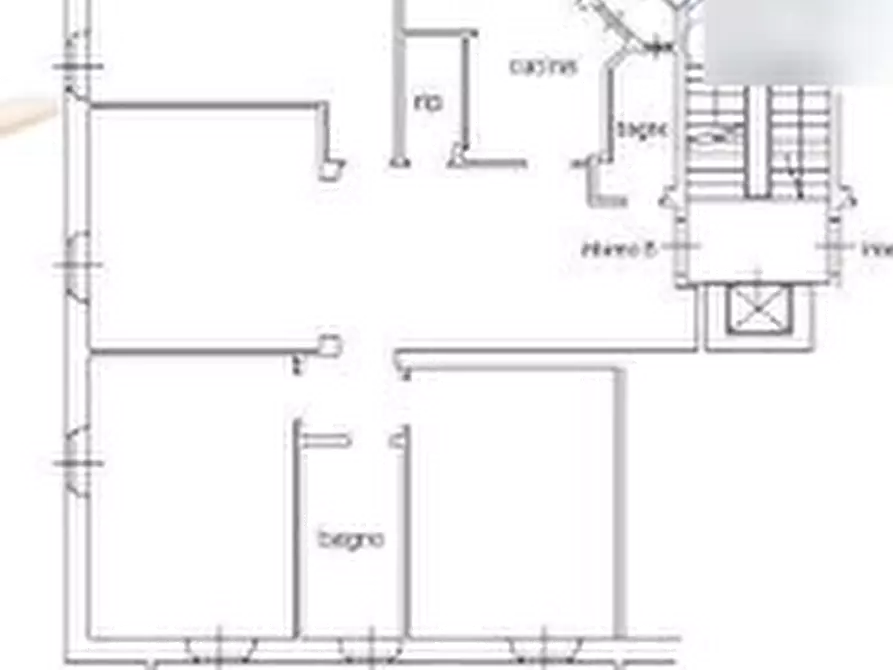 Immagine 13 di Appartamento in vendita  in Via Lucrino a Roma