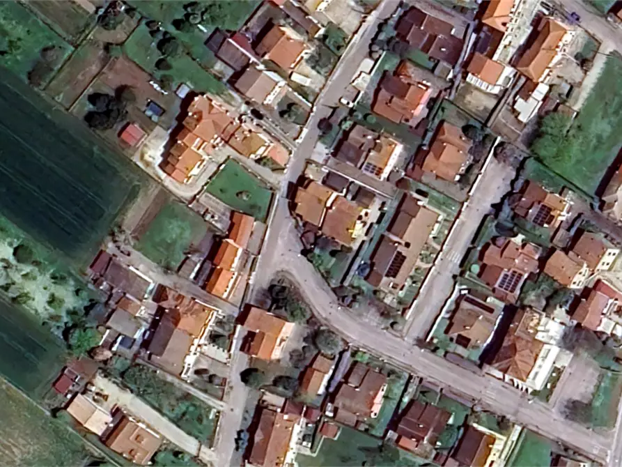 Immagine 13 di Porzione di casa in vendita  in Via Volturno a Rovigo