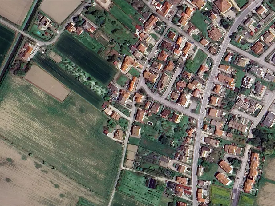 Immagine 14 di Porzione di casa in vendita  in Via Volturno a Rovigo