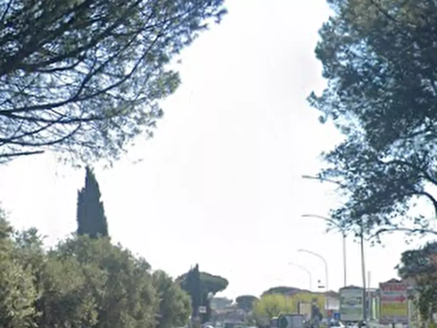 Immagine 4 di Magazzino in vendita  in Via Casilina a Roma