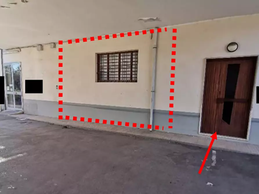 Immagine 1 di Magazzino in vendita  in Via della Prunaia a Campi Bisenzio