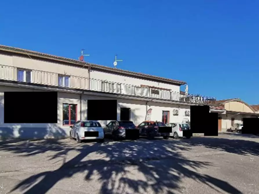 Immagine 4 di Magazzino in vendita  in Via della Prunaia a Campi Bisenzio