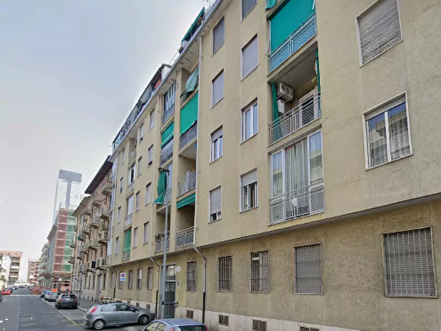 Immagine 10 di Appartamento in vendita  in Via Canelli  a Torino