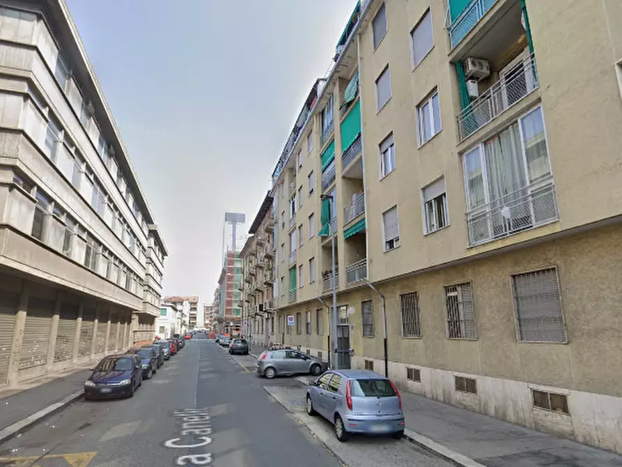 Immagine 11 di Appartamento in vendita  in Via Canelli  a Torino