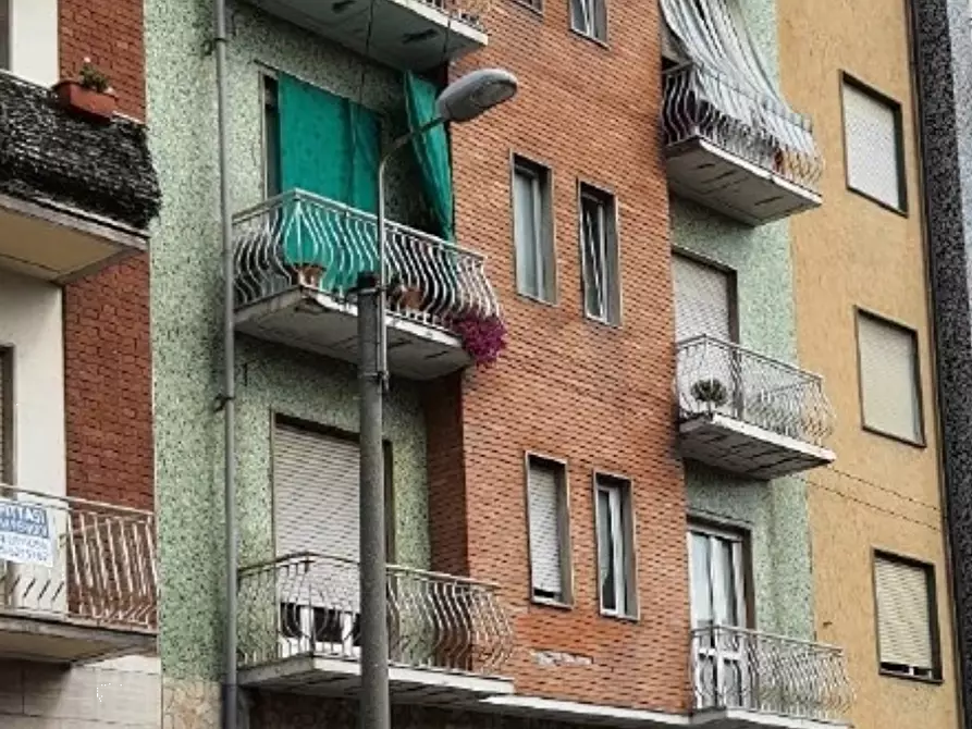 Immagine 2 di Appartamento in vendita  in Via Monte Cimone a Torino