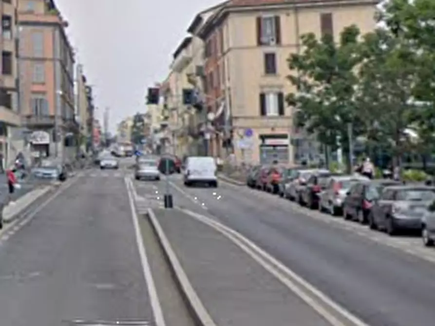 Immagine 6 di Garage in vendita  in Via Carlo Imbonati a Milano