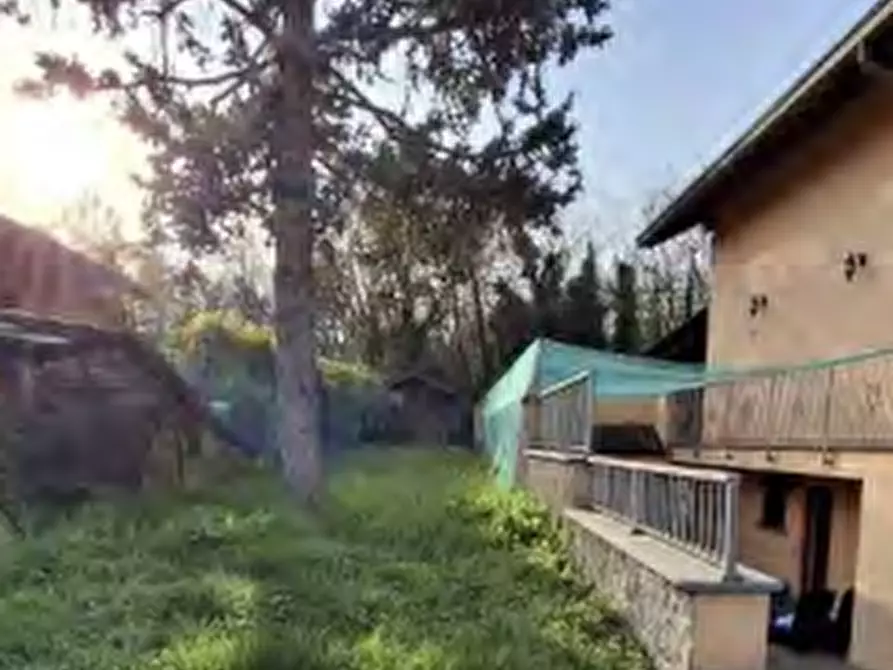 Immagine 17 di Casa indipendente in vendita  in Via Botticelli a Vanzago