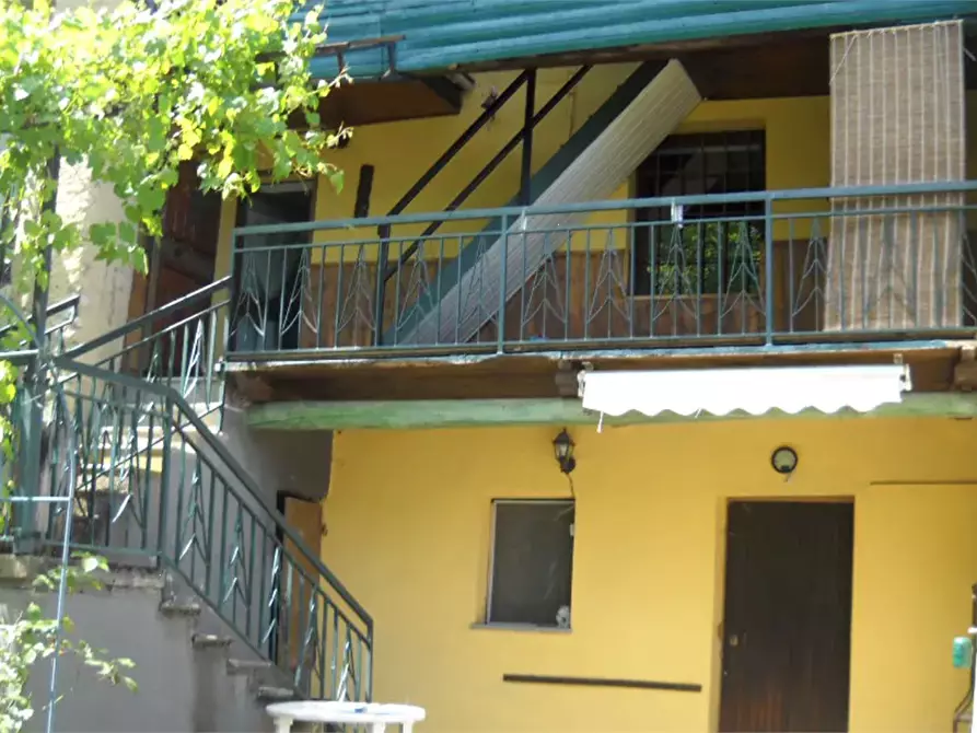 Immagine 2 di Porzione di casa in vendita  in Strada Ravera a Cumiana