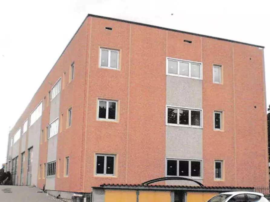 Immagine 7 di Magazzino in vendita  in Via Fratelli Giugni a Vicchio