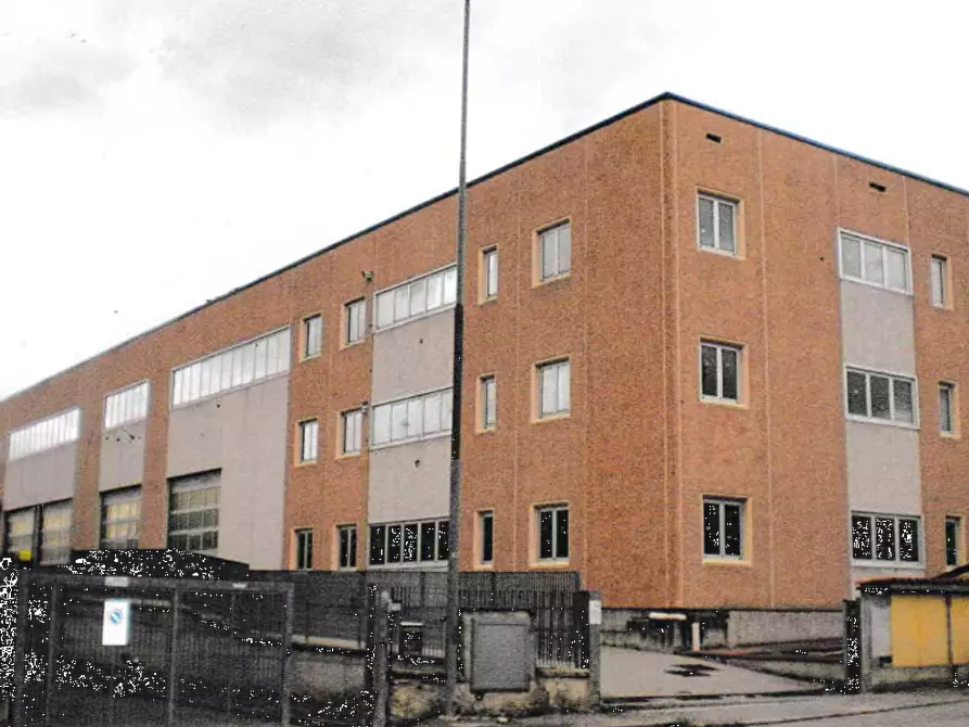 Immagine 8 di Magazzino in vendita  in Via Fratelli Giugni a Vicchio