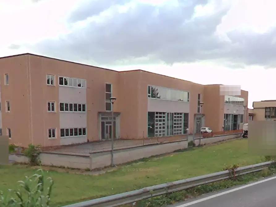 Immagine 4 di Magazzino in vendita  in Via Fratelli Giugni a Vicchio