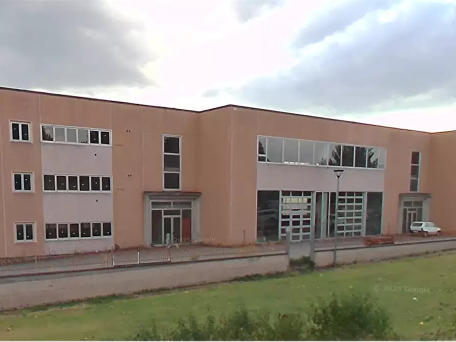 Immagine 5 di Magazzino in vendita  in Via Fratelli Giugni a Vicchio