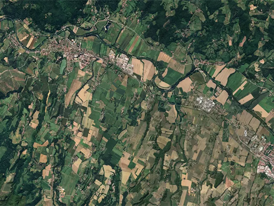 Immagine 16 di Magazzino in vendita  in Via Fratelli Giugni a Vicchio