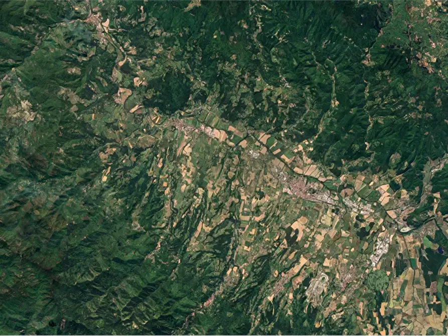 Immagine 17 di Magazzino in vendita  in Via Fratelli Giugni a Vicchio