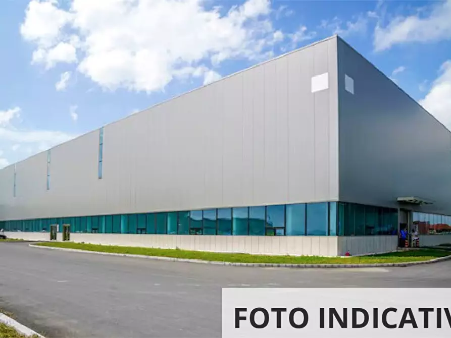 Immagine 5 di Magazzino in vendita  in Via Palestro a Monsummano Terme