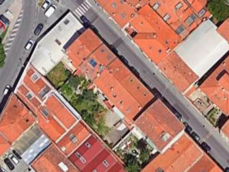 Immagine 9 di Appartamento in vendita  in Via Giovacchino Carradori a Prato