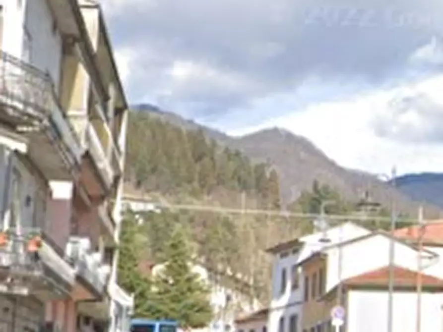 Immagine 18 di Appartamento in vendita  in Via del Bisenzio a Vernio